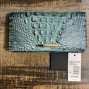 Brahmin Wallet